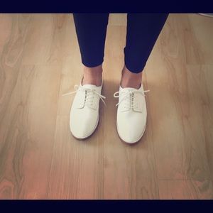 Zara White Oxford Shoes
